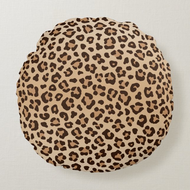Exotic Leopard print pattern design Round Pillow (Front)