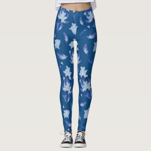 Exotic_White Parrot Blue tone Feathers Repeats Leggings