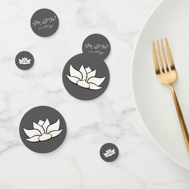 Exquisite Lotus in White Table Confetti (Group)