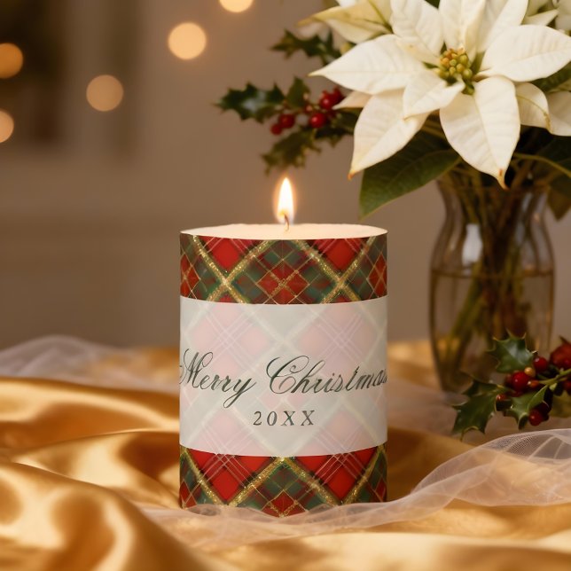 Exquisite Stylish Merry Christmas Tartan Pillar Candle (Exquisite Stylish Merry Christmas Tartan Pillar Candles.)