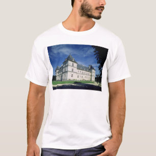 Exterior of the Chateau, built c.1546 T-Shirt