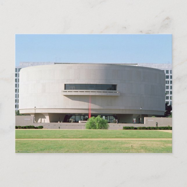 Exterior view of the Hirshhorn Museum, 1974 ) Postcard (Front)