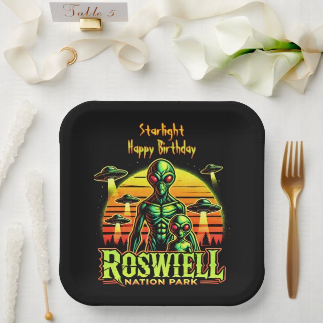 Extraterrestrial Beings at Roswell Nation Park Paper Plates (Wedding)