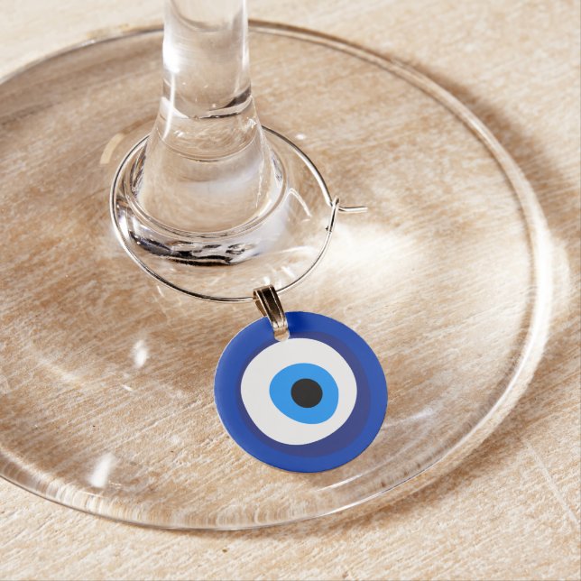eye ancient symbol antiquity talisman superst wine charm (In Situ)