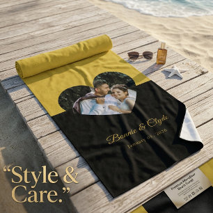 Eye-casing Heart Couple Gold and Black Beach Towel