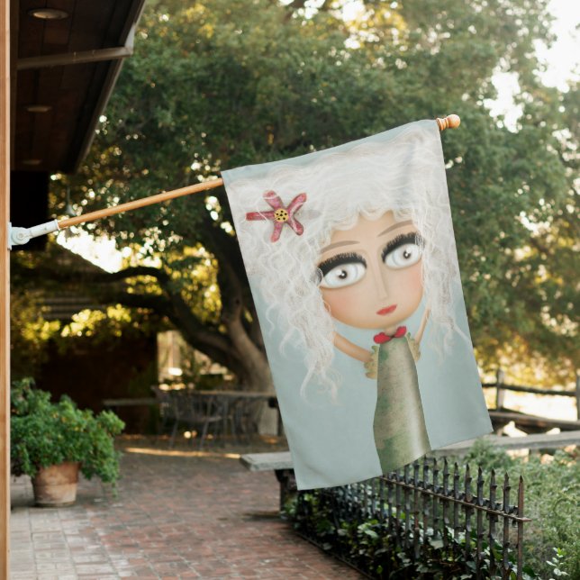 Eyelashes doll house flag (In SItu)