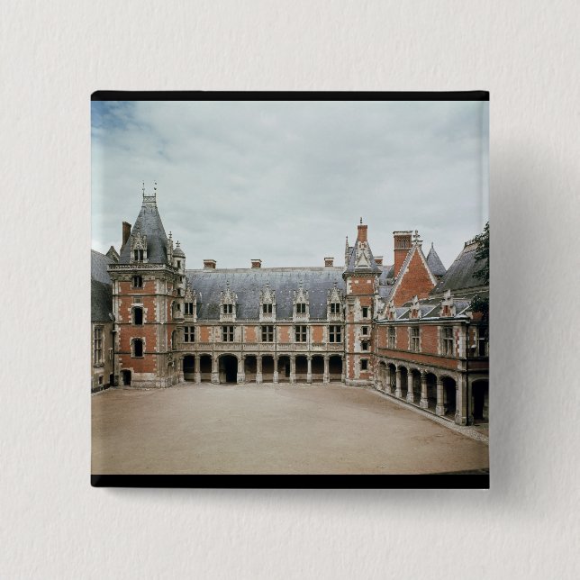 Facade of the Louis XII Wing, 1498-1503 Button (Front)