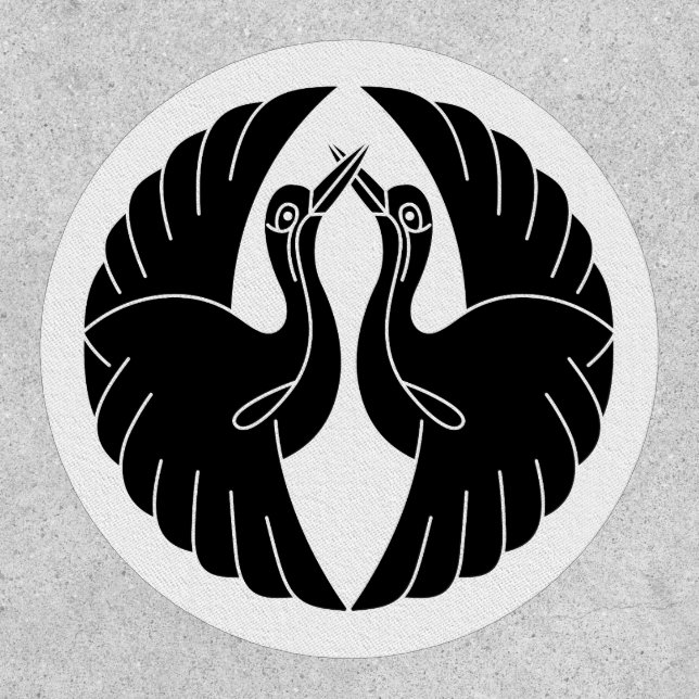 Facing white cranes keychain patch (Front)
