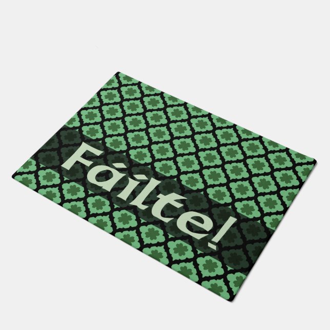 Failte! Welcome! Irish Door Mat Green Lucky Clover (Angled)