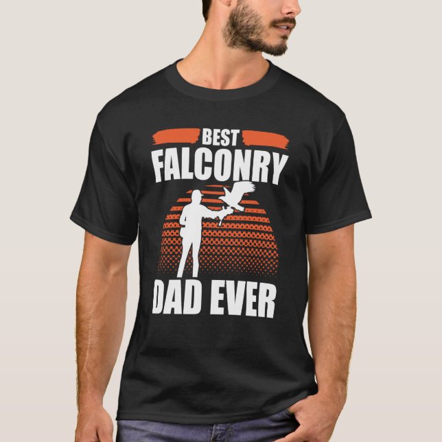 Falconer Falcon Hunter Falconer Tracker Duck Hunte T-Shirt (Front)