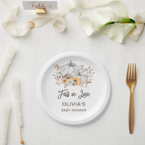 Fall in love paper plates