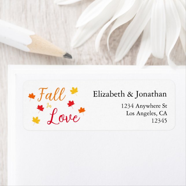Fall In Love Wedding Label (Insitu)