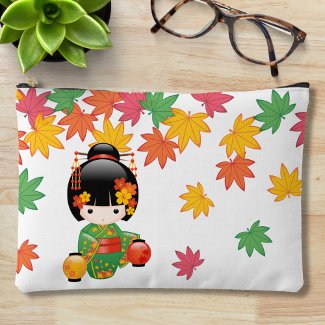 Fall Kokeshi Doll - Green Kimono Geisha Girl