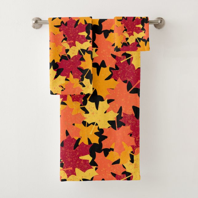 Fall Maple Leaf Pattern Bath Towel Set (Insitu)