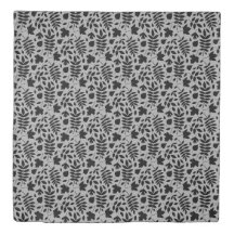 Fallen Leaves Sml Pattern Black on Grey