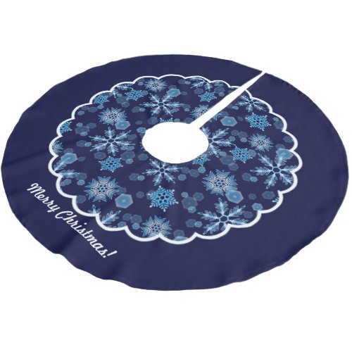 Falling Blue Snowflakes Pattern Scalloped Brushed Polyester Tree Skirt