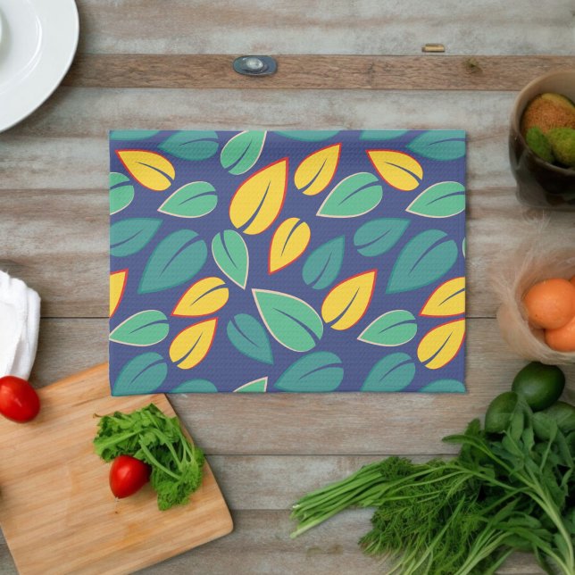 Falling Green and Yellow Leaves Pattern Kitchen Towel (towel)