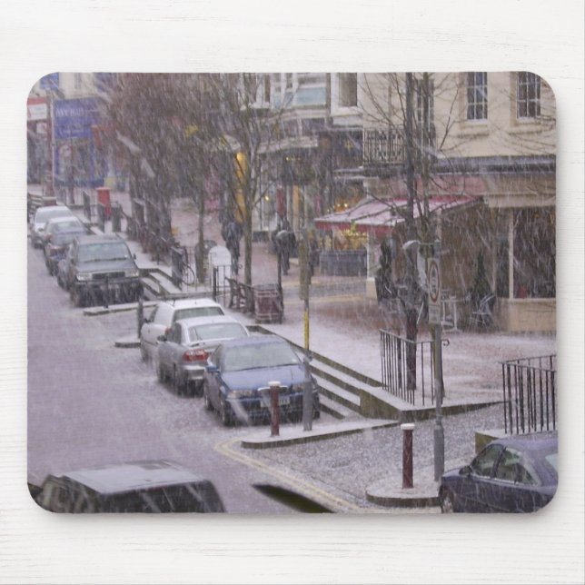 Falling Snow, Tunbridge Wells Mouse Pad (Front)