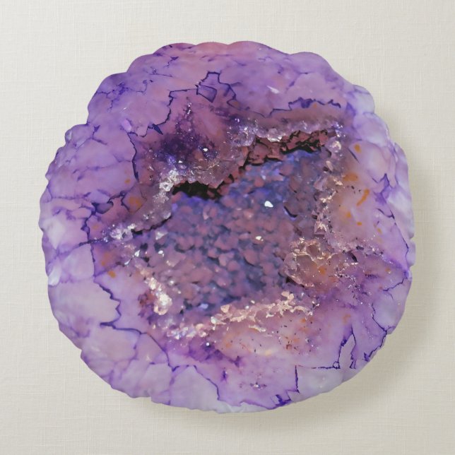Falln Amethyst Geode Round Pillow (Front)
