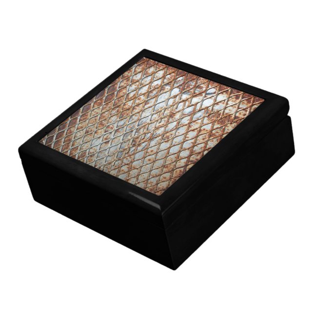 Falln Rusty Grate Gift Box (Side)