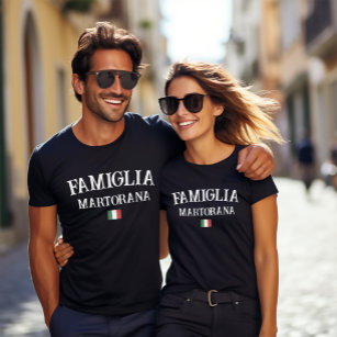 Famiglia Italian Family Personalized Reunion Black T-Shirt