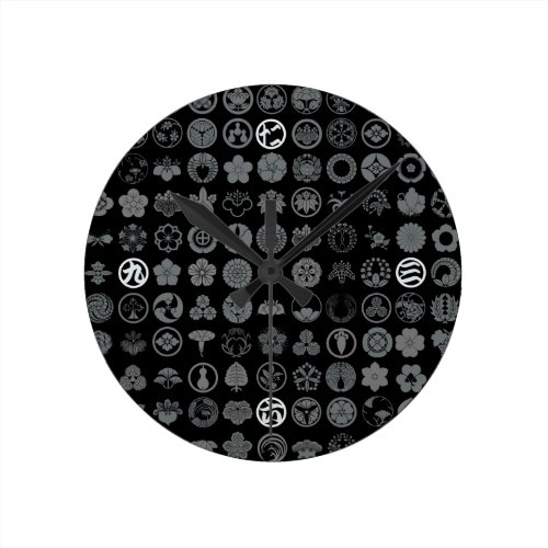 [Family Crests] Flowers and Plants Black Round Clocks