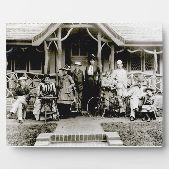 Family Group, c.1900 (b/w photo) Plaque (Front)