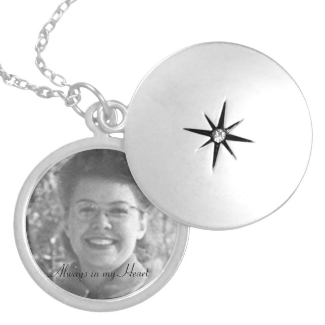 Family Memorial Photo Locket (Front)