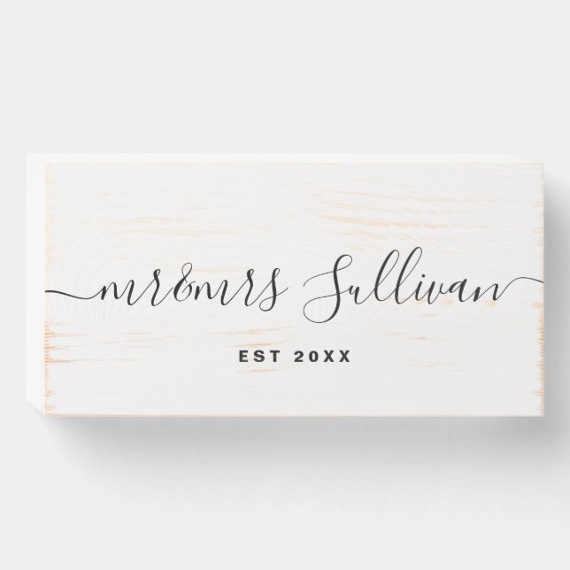Family Name Simple Handwritten Calligraphy Wooden Box Sign (Front Horizontal)