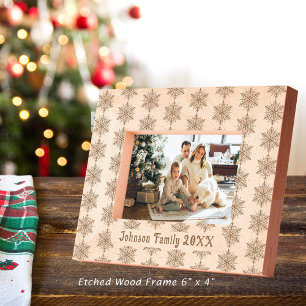 Family Name Snowflake Christmas Pattern 6x4 Wooden Engraved Frames