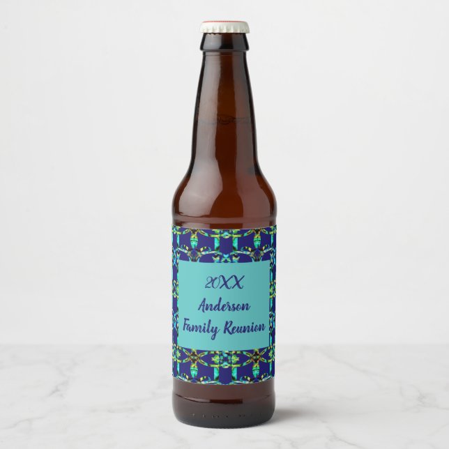 Family Reunion Geometric Tie-dye Yearly Gathering Beer Bottle Label (Front)