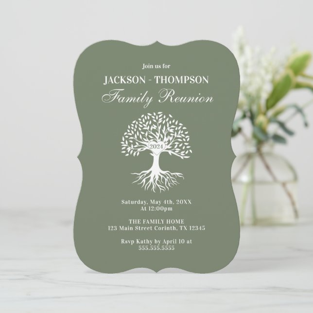 Family Reunion green Invitation (Standing Front)