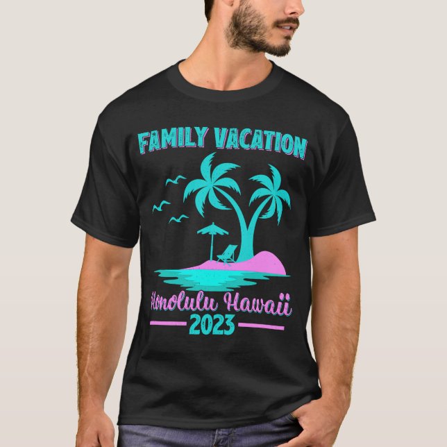 Family Vacation 2023 Palm Tree Honolulu Hawaii Bea T-Shirt (Front)