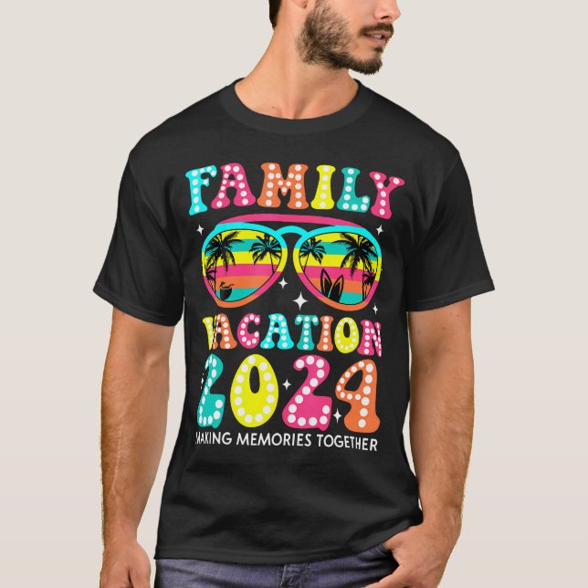 Family Vacation 2024 Beach Matching Summer Vacatio T-Shirt (Front)