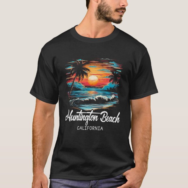 Family Vacation Retro Sunset California Huntington T-Shirt (Front)