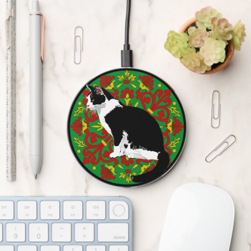 Fancy Black and White Tuxedo Cat Design Wireless Charger