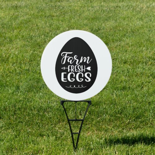 Farm Fresh eggs vendors Sign