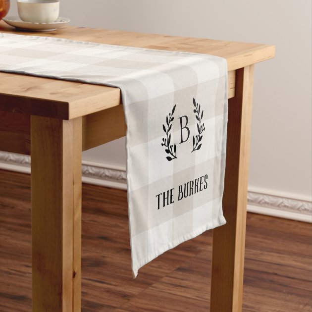 beige table runner