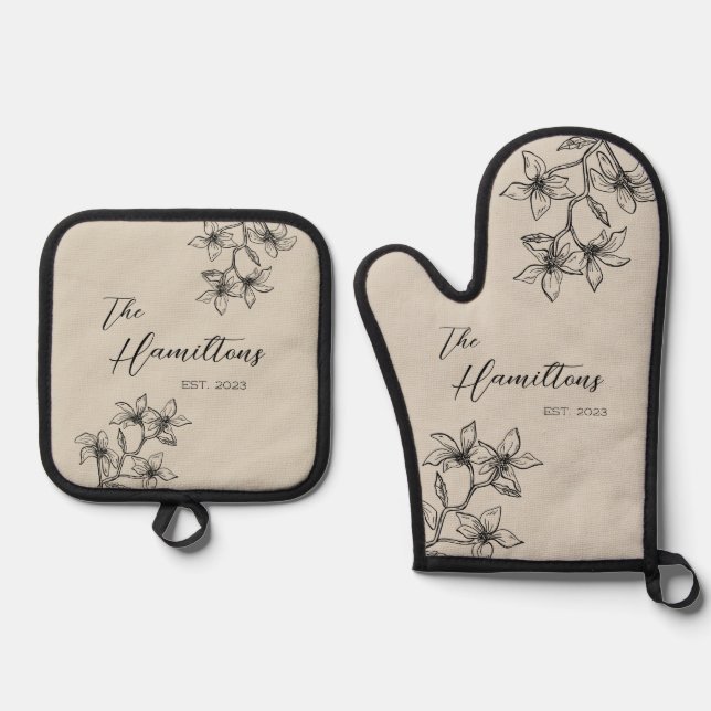 Farmhouse Floral Custom Established Year  Oven Mitt & Pot Holder Set (Front)