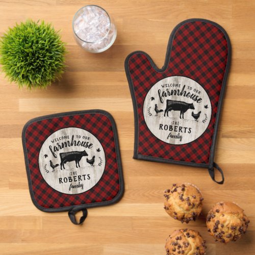 Farmhouse Name Rustic Buffalo Plaid Barn Wood Cow Oven Mitt  Pot Holder Set