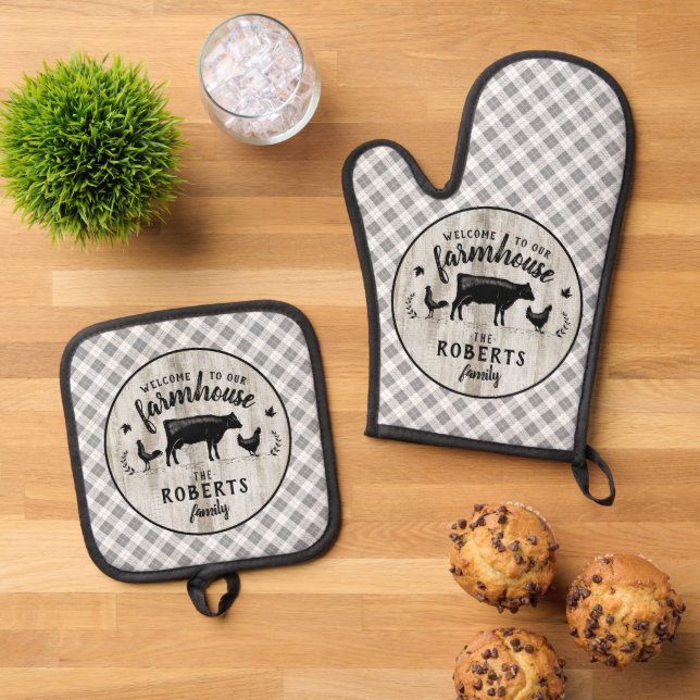Farmhouse Style Rustic Plaid Barn Wood Cow Custom Oven Mitt & Pot Holder Set (Top Down)