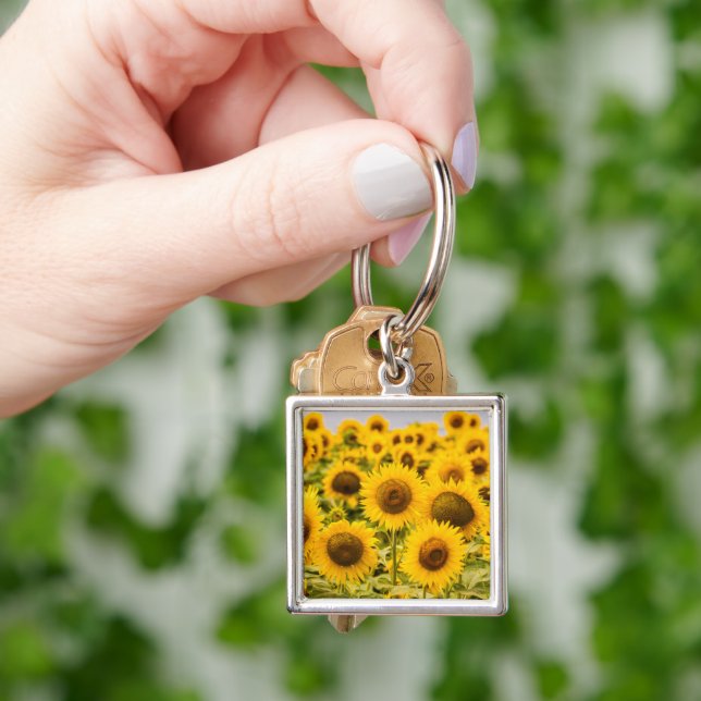 Farms | A Sunflower Field Keychain (Hand)