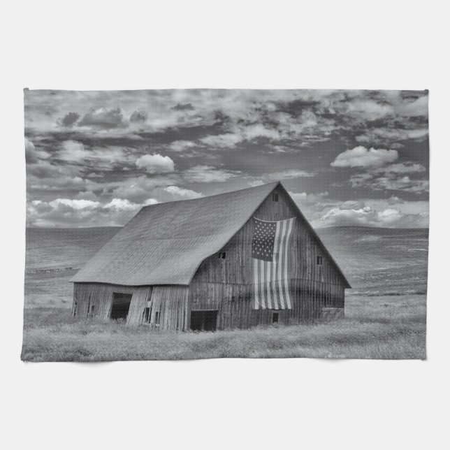 Farms | BW American Flag Barn Scene Kitchen Towel (Horizontal)