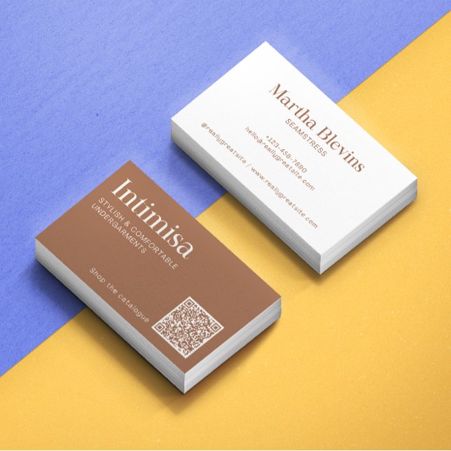 Fashion QR Code Business Card (Creator Uploaded)
