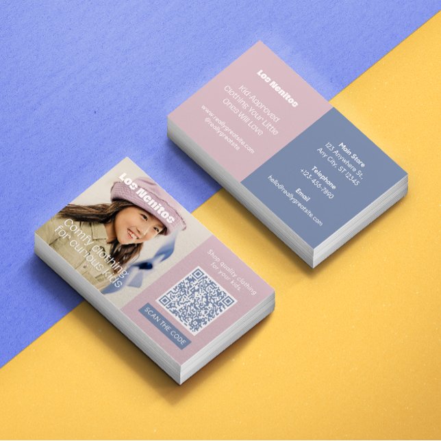 Fashion Shop QR Code  Business Card (Creator Uploaded)