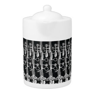 Fashionable Multiple Clarinet Teapot