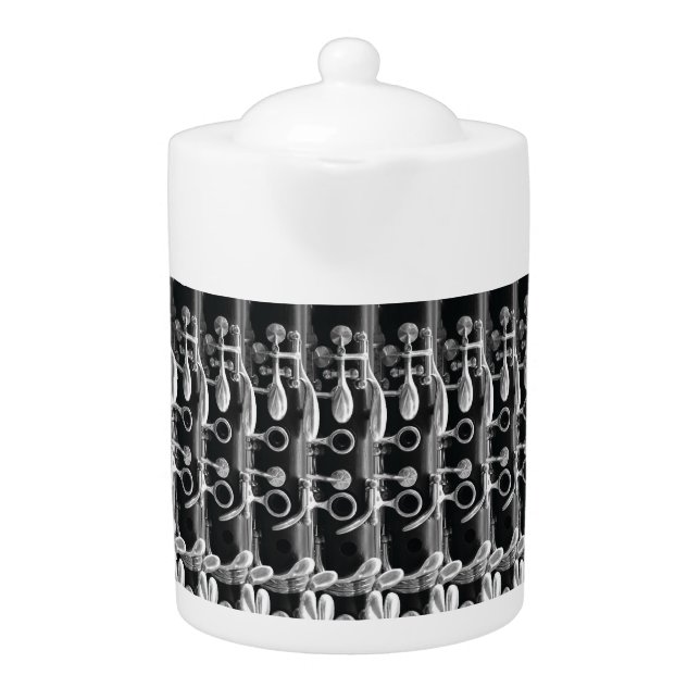 Fashionable Multiple Clarinet Teapot (Front)