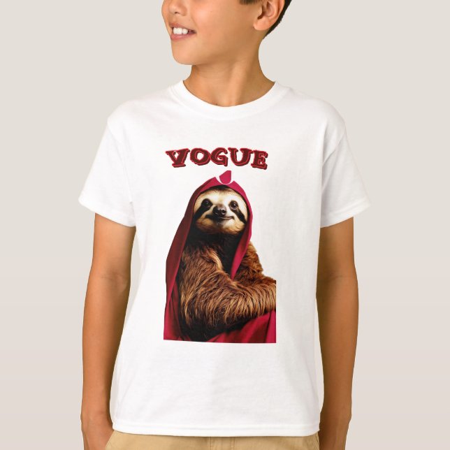 Fashionista Sloth in Style – Fun and Quirky Design T-Shirt (Front)