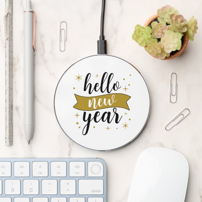 Fast Charging Pad with Personalized Design (Desk)