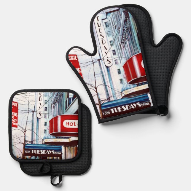 Fat Tuesday's Eve Oven Mitt & Pot Holder Set (Front/Back)